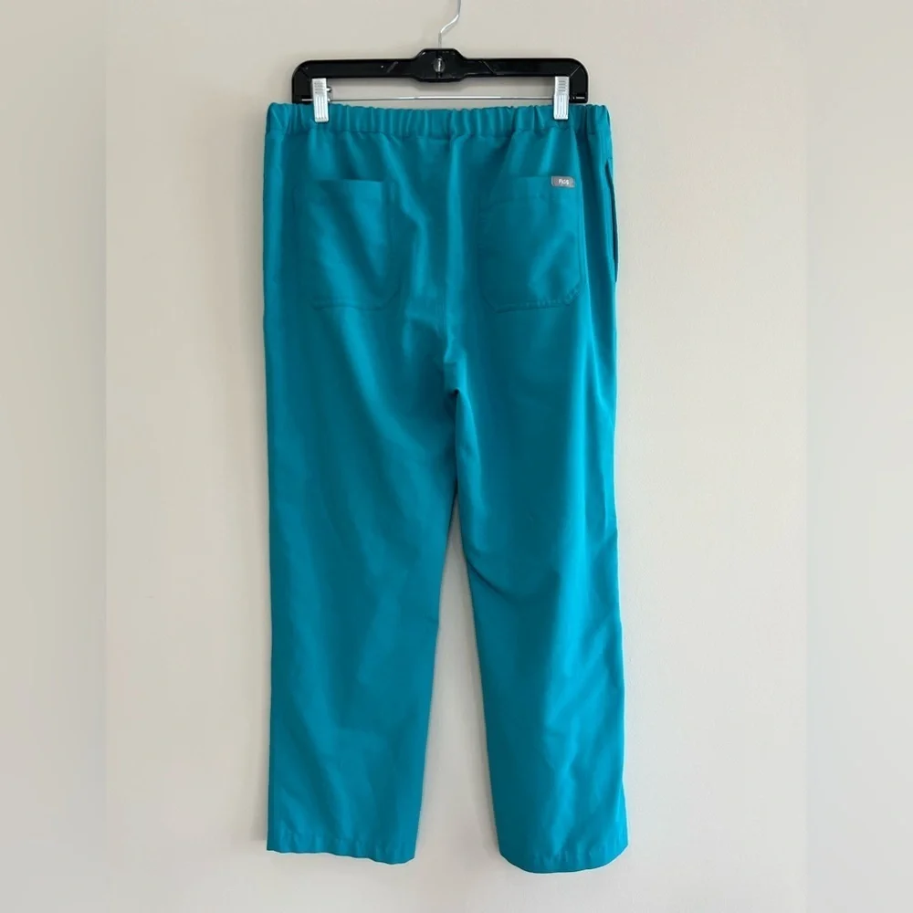 FIGS Men’s Pisco Basic Scrub Pants in Limited Edition Teal #1773, M/S